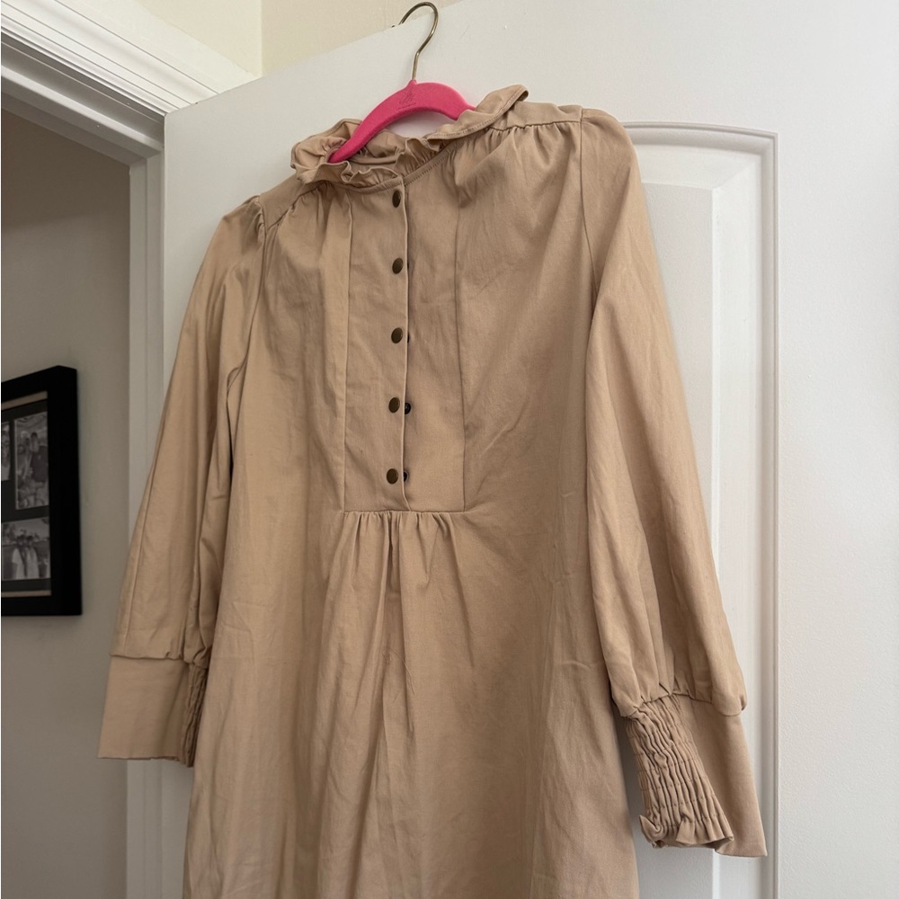 Tan new dress / never worn